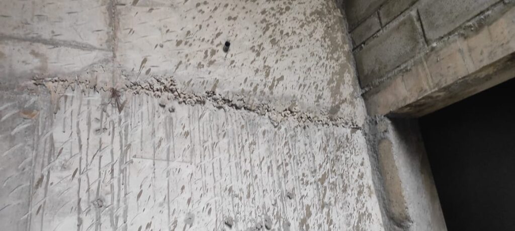 Concrete Defects Identification and Treatment 5 Construction joint in Concrete Wall