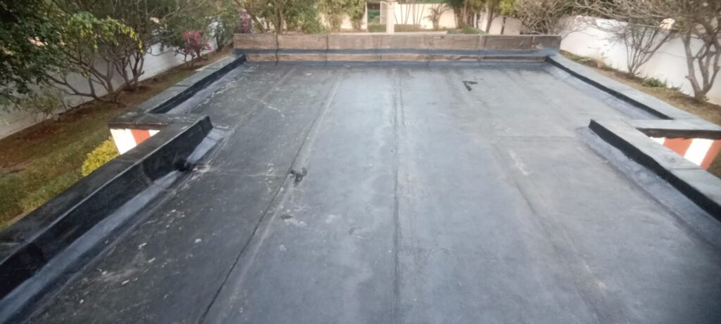 APP membrane roof waterproofing lap and joints sealing.